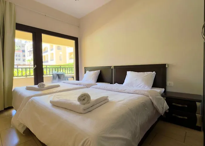 Apartment Kevin Aldau Heights *